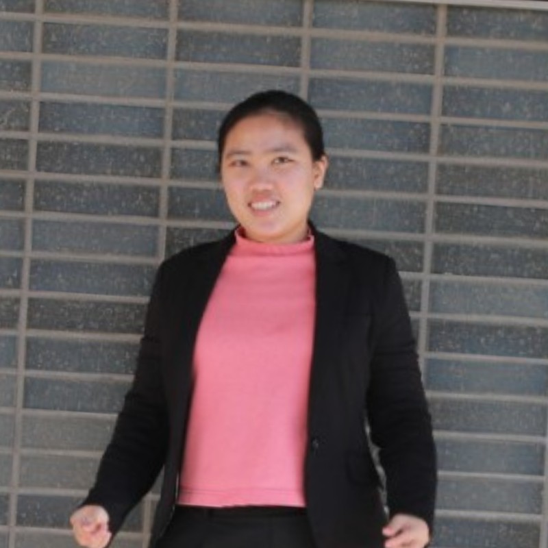 Dr. Tina Lusiany